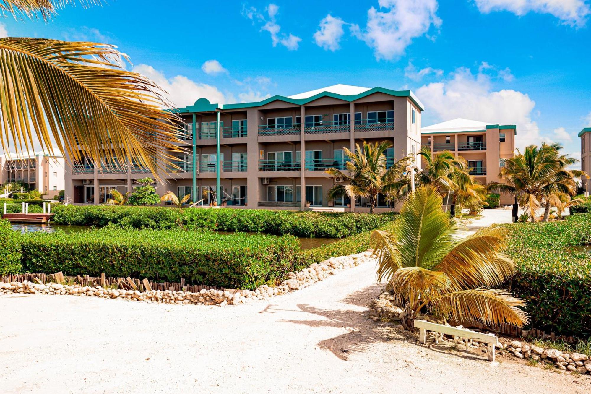 Mara Laguna Suites San Pedro  Habitación foto